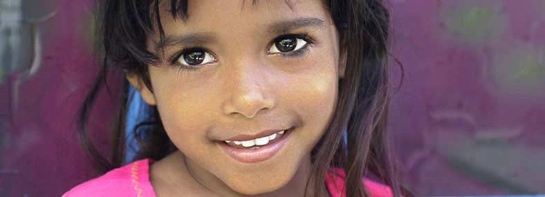 Bild: junges Mädchen aus den Malediven